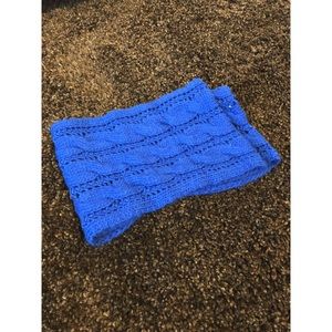 Abercrombie Blue Knit Infinity Scarf